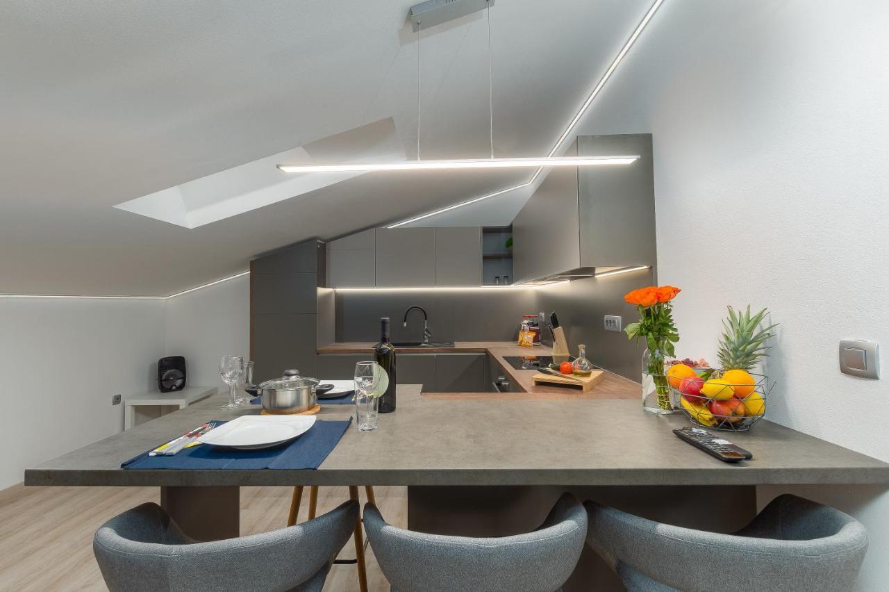 Apartment Ena Near Pula Amphitheater Ngoại thất bức ảnh