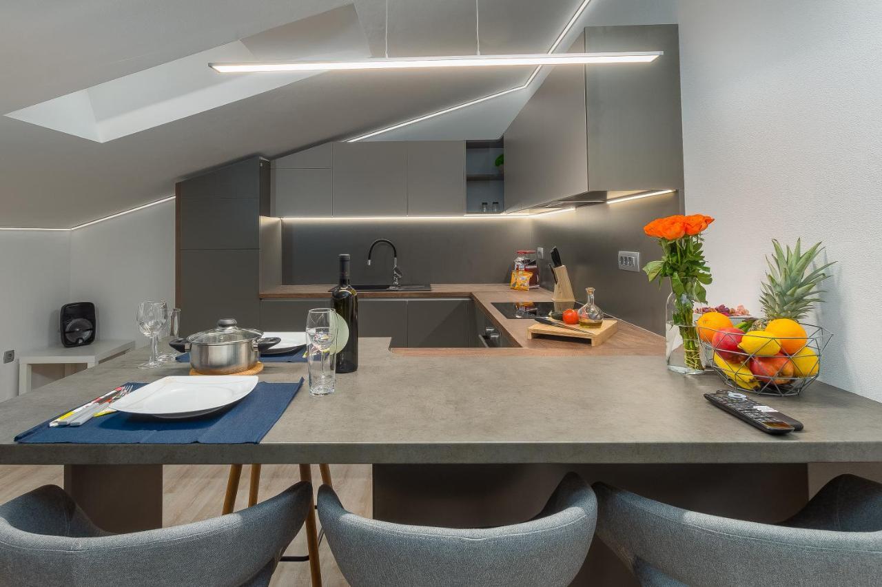 Apartment Ena Near Pula Amphitheater Ngoại thất bức ảnh