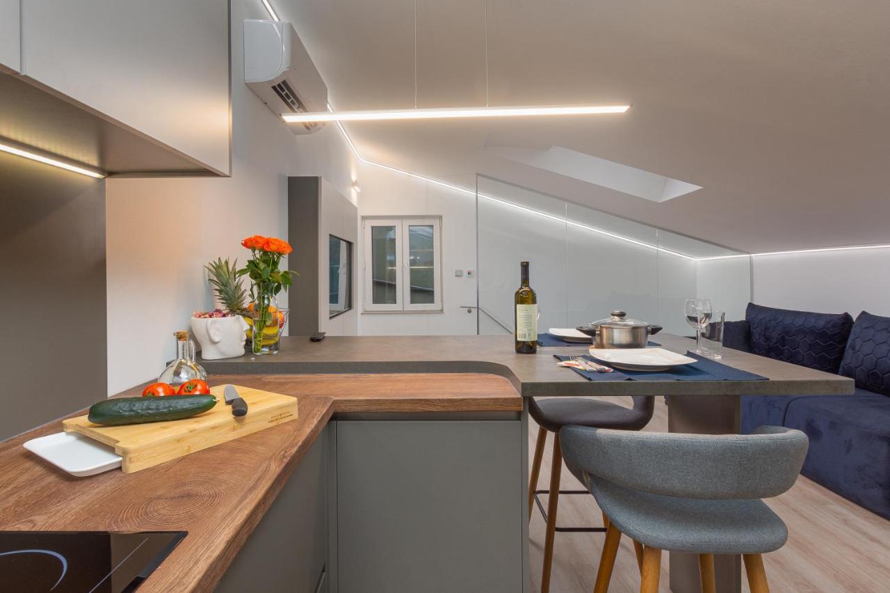 Apartment Ena Near Pula Amphitheater Ngoại thất bức ảnh