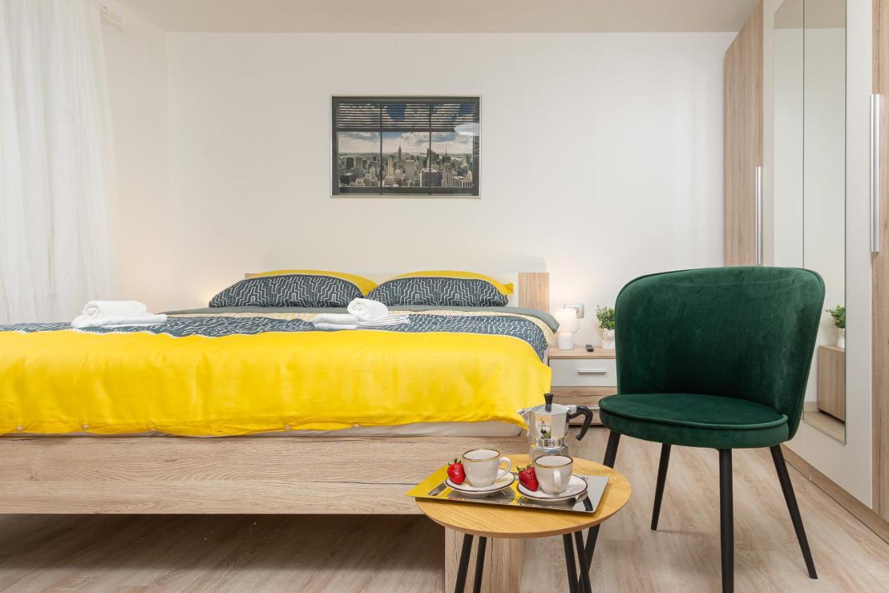 Apartment Ena Near Pula Amphitheater Ngoại thất bức ảnh
