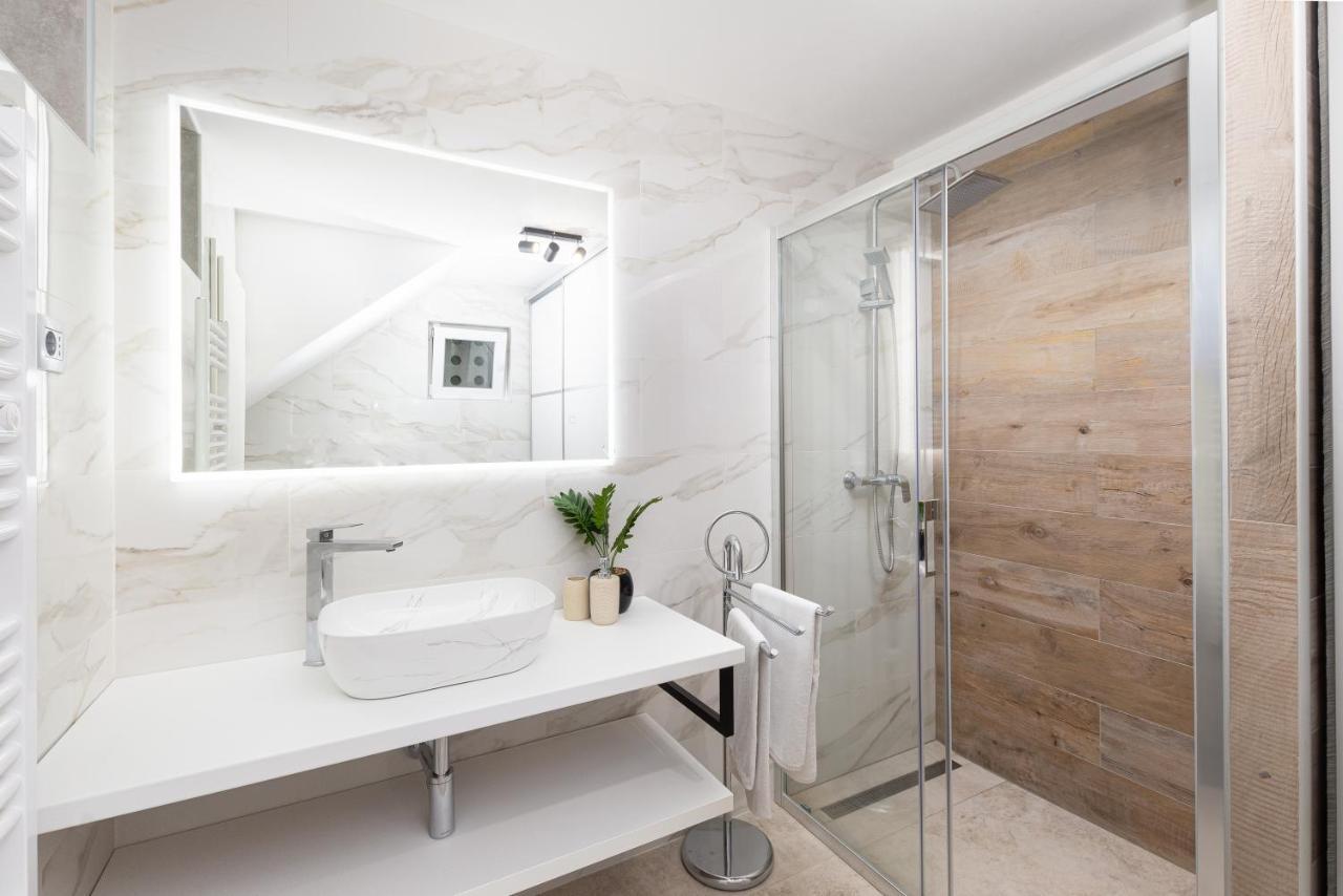 Apartment Ena Near Pula Amphitheater Ngoại thất bức ảnh