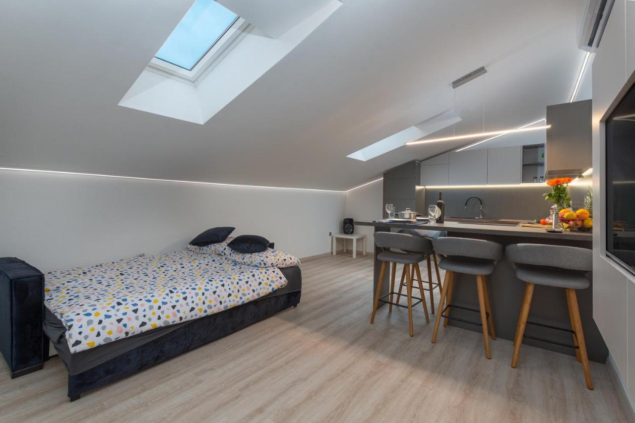 Apartment Ena Near Pula Amphitheater Ngoại thất bức ảnh